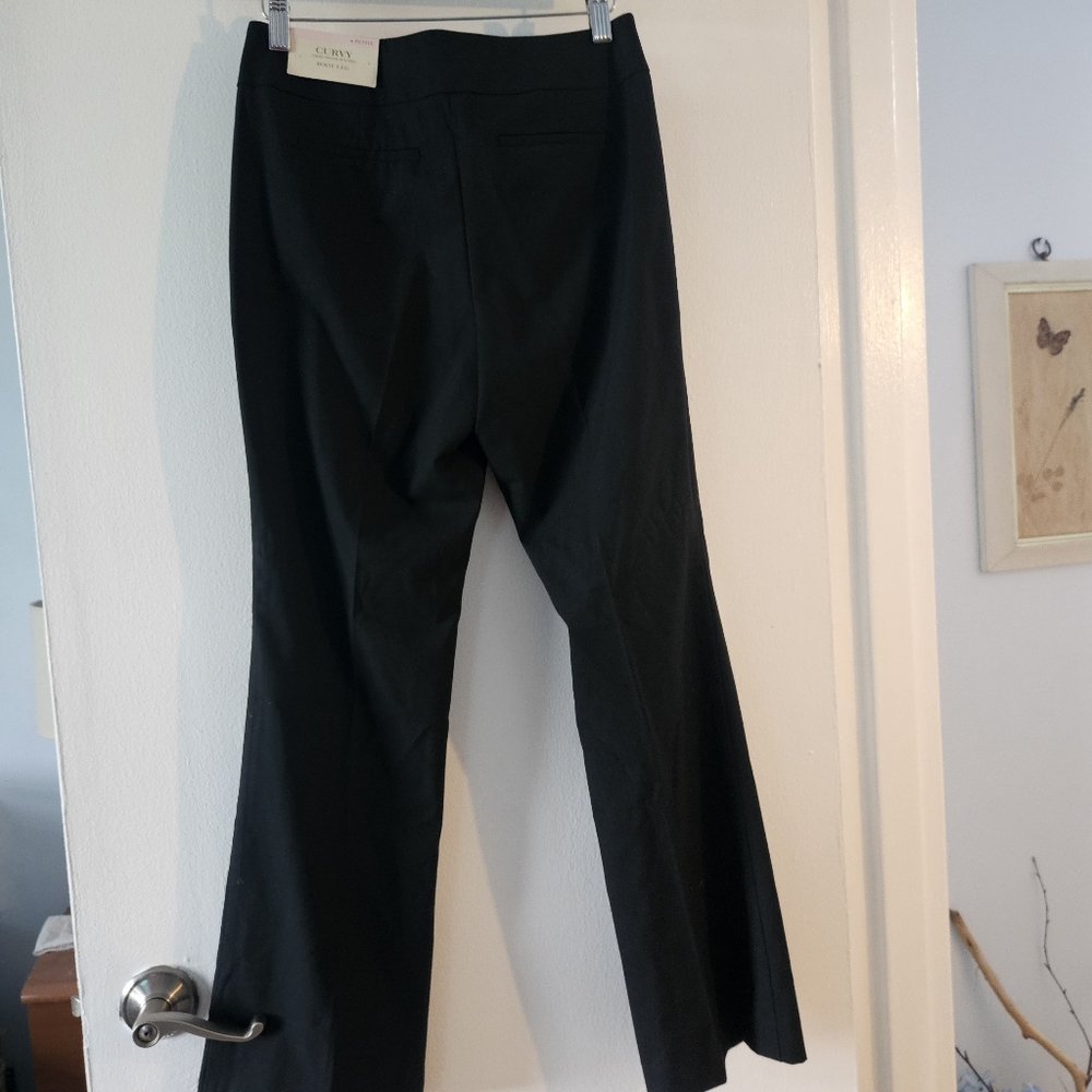 Ann Taylor Black Dress Pants.  Size 4P Curvy. - Picture 2 of 7
